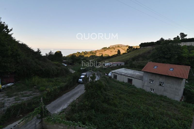 Foto eb504e94-beaf-4d68-9189-f73ad0fe4003. Masía se vende casa en kobaron con preciosas vistas al mar para reformar a tu gusto en Muskiz