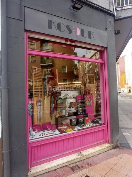 Foto 08f8047d-b6f9-43af-8d5e-8ecb13468885. Local comercial bonito local comercial con amplio escaparate en santa teresa, en Barakaldo