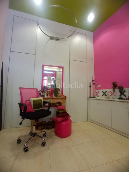 Foto 6d9ed2f6-28cd-4889-a1b6-b9524f1ca8fd. Local comercial bonito local comercial con amplio escaparate en santa teresa, en Barakaldo