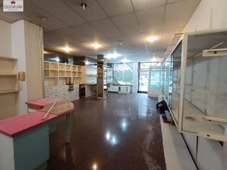 Lloguer Local Comercial a Capitán Mendizabal - La Sardinera. Se alquila local comercial de 165 m en el centro de santurtzi.