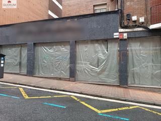 Local Comercial en Bagatza - S. Vicente