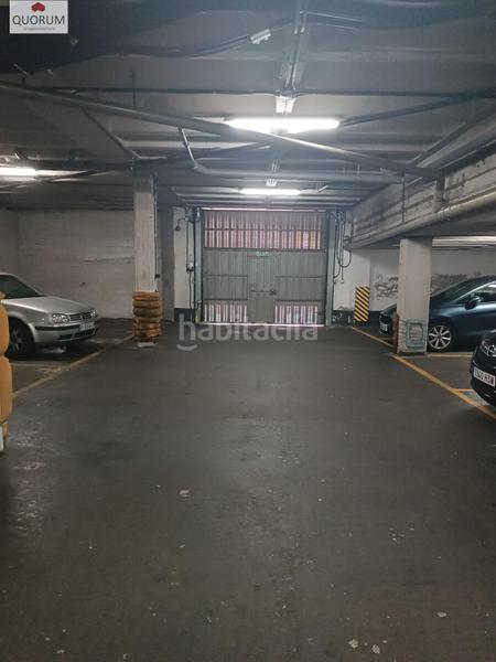 Foto 5c7be943-f6fa-4b30-9a18-193f8915490f. Parking coche se vende parcela de garaje con trastero en baralado zona llano cruces. en Barakaldo