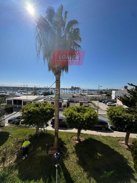 Foto c7c6e7d1-e29d-4d95-988d-18feff16e20b. Pis amb aparcament a playa de Garrucha Garrucha
