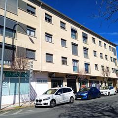 Appartement à Calle cañada real 5. Venta de vivienda en la data plasencia junto a la data