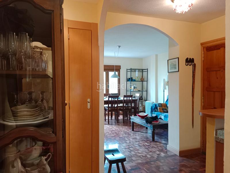 Foto e88c3db9-f2cd-42a7-8278-4de1d12fda5b. Apartament a calle cerradillo 6 a Candelario