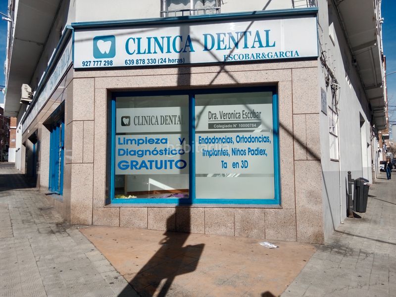 Foto 3f8b5ca9-2d7e-4a0b-aca3-895c1d24cf52. Locale commerciale in calle cayetano garcía martín 1 in Plasencia