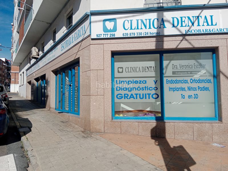 Foto f6743a20-242f-4ffd-bba4-b9a91be7b0b0. Locale commerciale in calle cayetano garcía martín 1 in Plasencia