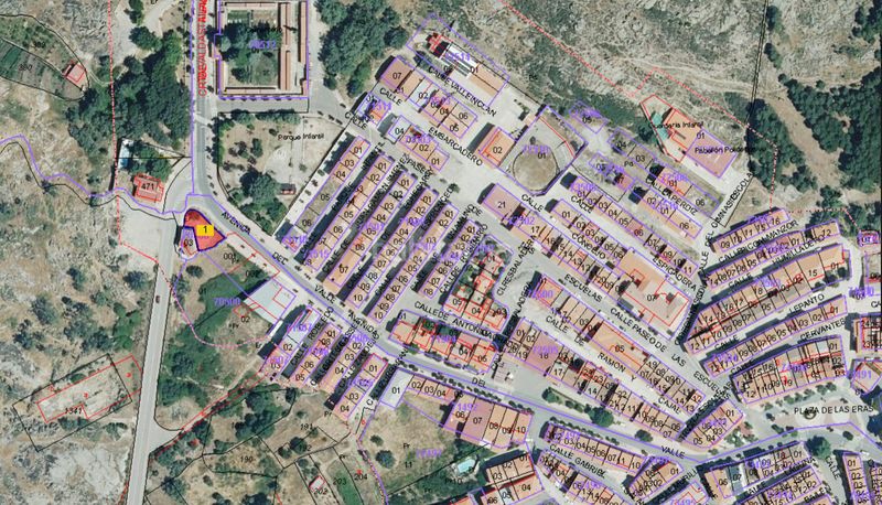 Foto aaae170e-acb6-4afe-9347-8fe5f6231ea4. Terreny residencial a avenida del valle 37 a Piornal