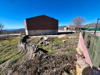 Terreny residencial a Avenida del valle 37. Venta de solar en piornal.valle del jerte