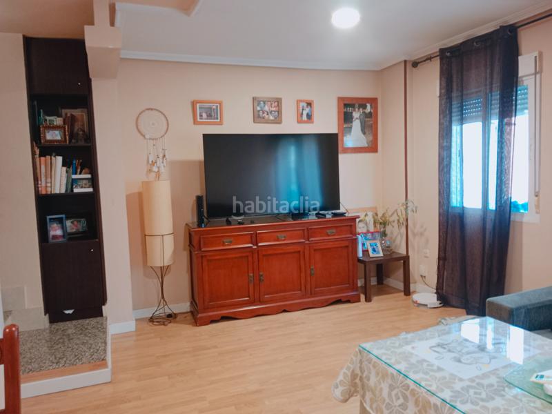 Foto 26c76b86-e87b-4fca-9313-a27d1be2b33f. Casa a calle cabezabellosa 7 a Miralvalle - Av. Virgen del Puerto - La Data Plasencia