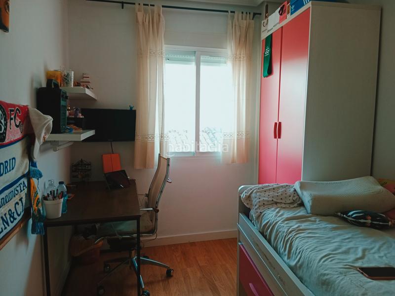 Foto 9e368b7b-3049-413f-8580-542d2a1ae9a7. Casa a calle cabezabellosa 7 a Miralvalle - Av. Virgen del Puerto - La Data Plasencia