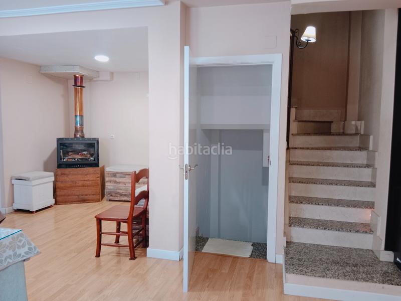 Foto d6bdfb06-a649-42df-a4e7-8c1fec1e13c1. Casa a calle cabezabellosa 7 a Miralvalle - Av. Virgen del Puerto - La Data Plasencia