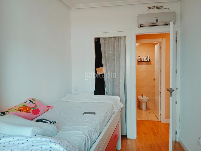 Foto eb42a49c-1ea1-4d5b-af8e-fffa147f83de. Casa a calle cabezabellosa 7 a Miralvalle - Av. Virgen del Puerto - La Data Plasencia