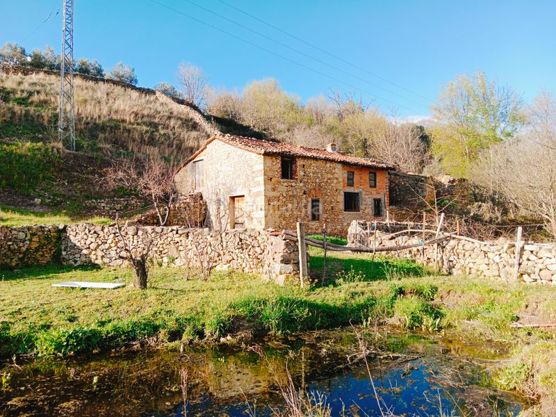 Foto ec20ad4b-24c9-4e9f-a276-bdf79acba21f. Finca rústica a plaza padre la calle 5 a Torno (El)