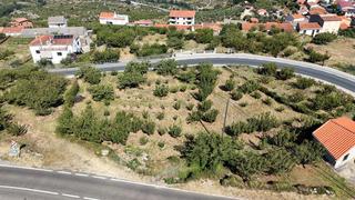 Residential Plot in Paseo naranjos 116. Venta de solar urbano en el valle del jerte