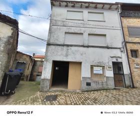 Masia en Calle cervantes 18. Venta de vivienda en el valle del jerte