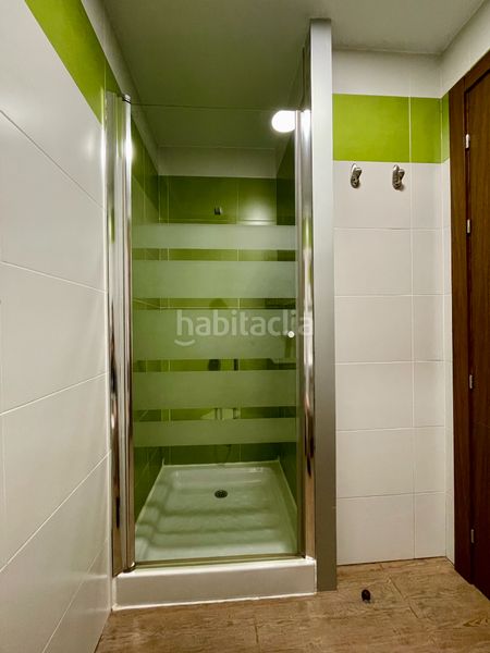 Foto aec94f06-44da-4f2d-8c48-e7acb6ab6c7f. Xalet amb xemeneia calefacció aparcament piscina a Casas del Castañar