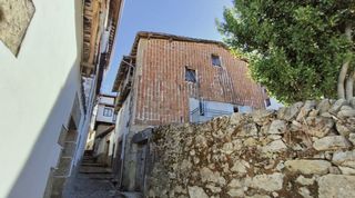 Masia en Calle fuente chica 13. Casa de pueblo con encanto en candelario - oportunidad de invers