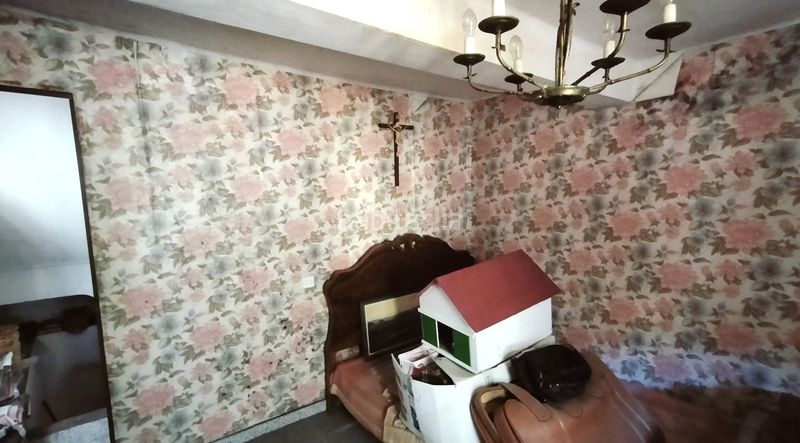 Foto e5e12080-6984-435d-a761-3993b0fa1253. Masia a calle mayor 43 a Candelario