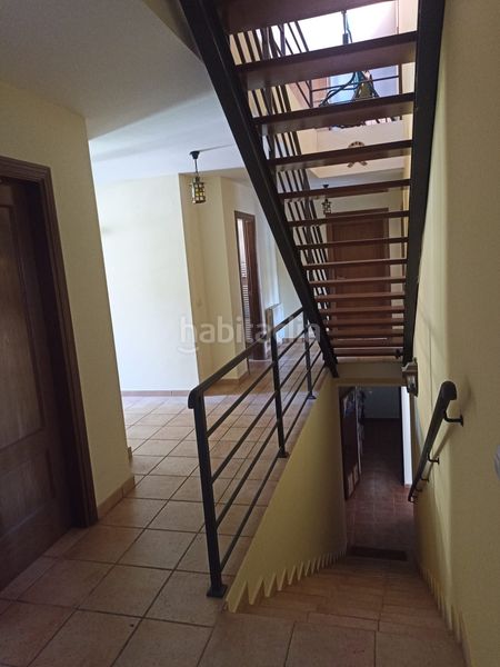 Foto 1f4548f4-0fef-4e0d-ae0c-59851b1e4647. Chalet dans calle gabriel y galán 13 dans Torremenga