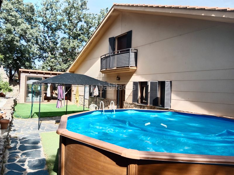 Foto a227c666-fc24-42dd-a0c1-55a977b49a78. Chalet dans calle gabriel y galán 13 dans Torremenga
