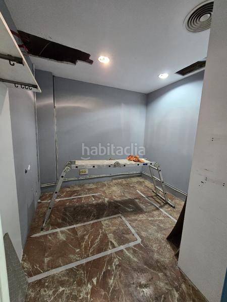 Foto 650de22b-6941-453b-b139-c809be108d02. Lloguer local comercial a Centre Vic