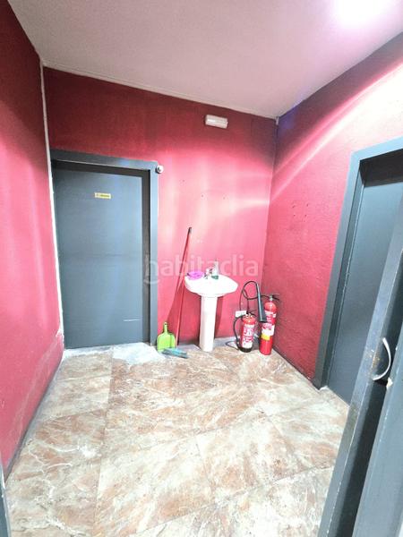 Foto f98656f2-78b5-4807-b1de-25527f275d1a. Rent business premise in Centre Vic