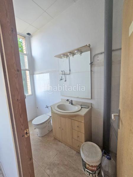 Foto b977253a-3bf5-4459-80cf-b3550b92260d. Local comercial ideal inversors en Sant Hipòlit de Voltregà