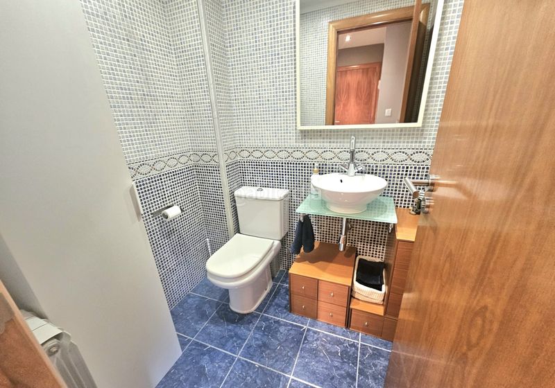 Foto 1e185ca9-9e3e-4379-8d10-0d26595d3239. Casa amb xemeneia calefacció aparcament a Estadi-Santa Anna Vic