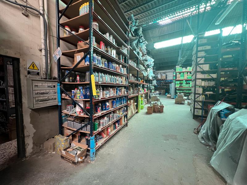 Foto a07b4e4e-cb61-4c08-aa78-d136f1ff136e. Capannone industriale in Parque Cataluña Torrejón de Ardoz