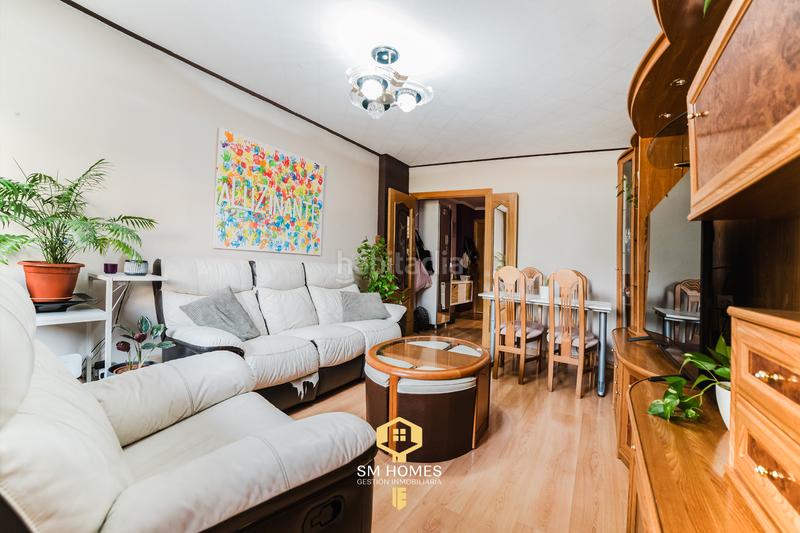 Foto f4e22374-1772-4d04-ab7b-dcb2690b9e44. Appartamento con riscaldamento parcheggio in Valleaguado-La Cañada Coslada