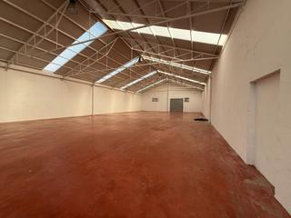 Miete Fabrikhalle  Calle de isaac peral