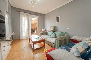 Pis  Plaza blas de otero