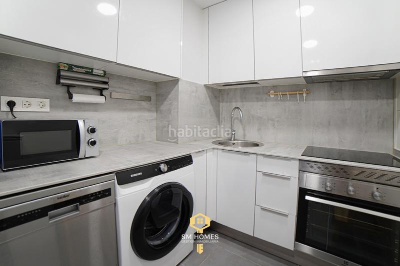 Foto 209b5a77-0a46-4341-ba7c-aa717a876e18. Pis amb calefacció aparcament piscina a El Barral Ferial Coslada