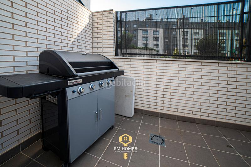 Foto e214088e-35c3-48b5-afac-caff0712a2ea. Pis amb calefacció aparcament piscina a El Barral Ferial Coslada