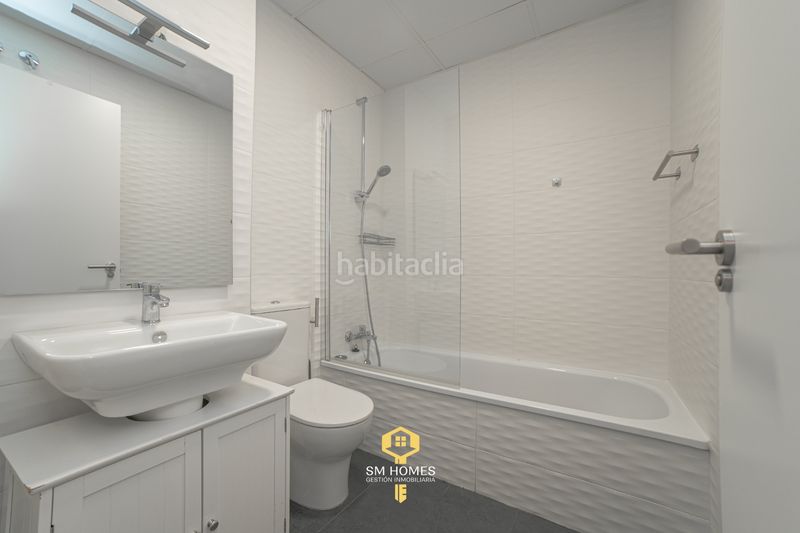 Foto efd0c4bf-bfb8-46cf-a360-9f4e58f02b40. Pis amb calefacció aparcament piscina a El Cañaveral Madrid