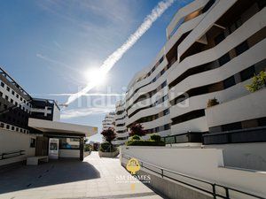 Foto f03954d0-dfba-4db8-9535-81cf67b2a00b. Pis amb calefacció aparcament piscina a El Cañaveral Madrid