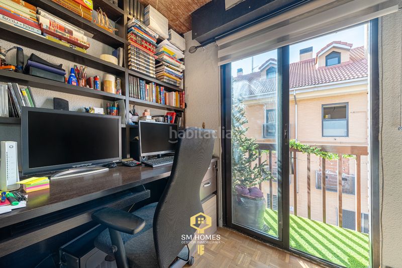 Foto d6b1eed3-ef0e-4911-bfb9-c78aa2b1d0c1. Dúplex piso en venta en Montserrat-Parque Empresarial San Fernando de Henares
