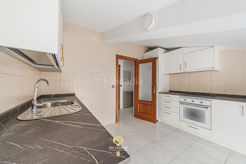 Foto b09622db-3539-46e7-b2e8-da8eab8a5f41. Penthouse with heating in Centro San Fernando de Henares