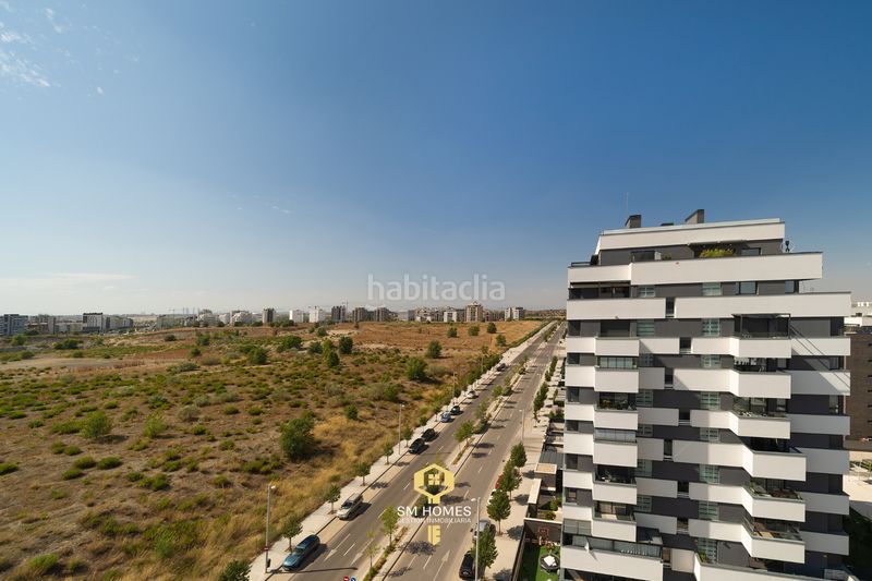 Foto 5eec0178-45da-40fa-99a9-8cb08ad93c22. Àtic amb calefacció aparcament piscina a El Cañaveral Madrid