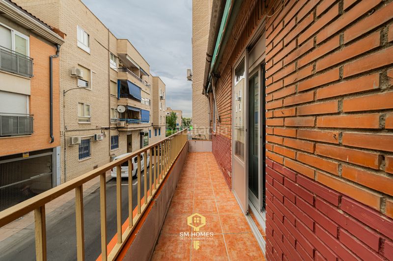 Foto c180d821-85da-438d-a699-049d56d0e3c0. Xalet amb aparcament a Centro San Fernando de Henares