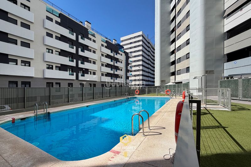 Foto 76a87938-4a3d-4cda-8bcf-1147418d8b89. Dachwohnung mit heizung pool in Centro Arganda del Rey