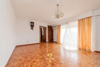 Flat  Calle de pablo picasso. Piso en venta en san fernando de henares.