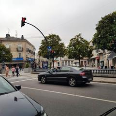 Pis  Avenida de ourense. Piso céntrico 4 dor. 2wc. y 2 plazas de garaje (xinzo de limia)