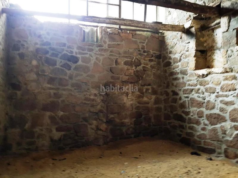 Foto ba8ad319-f44c-4848-8326-e73fba547d6a. Masia a Barbadás