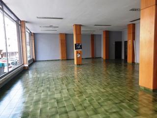 Location Local commercial  Rúa eulogio gómez franqueira. 190m2 local estacion tren ave