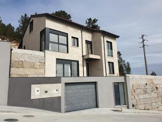 Casa  Lamas. 350.000 ltimo chalet rematado valenza barbadas