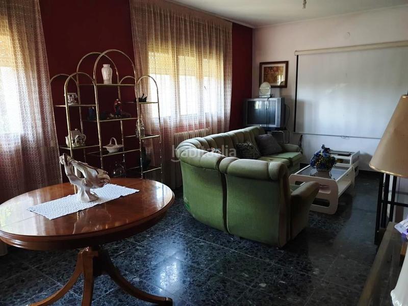 Foto 7af28969-3ff5-40ca-982a-d5e0a1d79f6c. Casa amb calefacció aparcament piscina a Coles