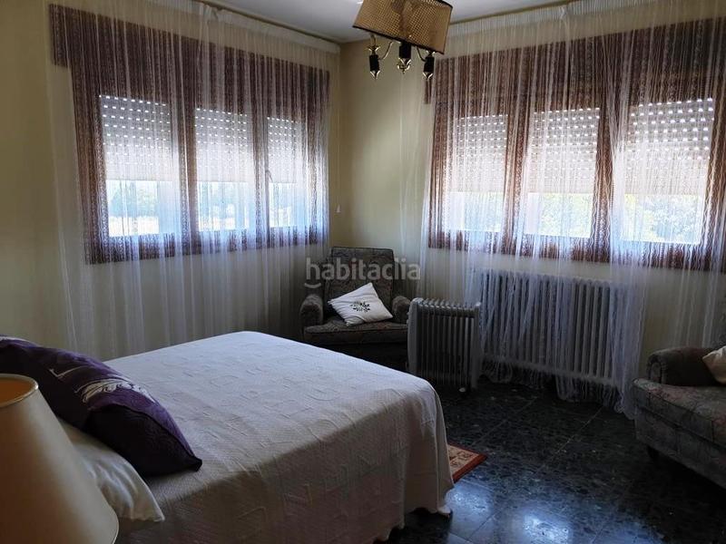 Foto 8ea18588-bdf1-4198-a71f-585bb471ac2f. Casa amb calefacció aparcament piscina a Coles