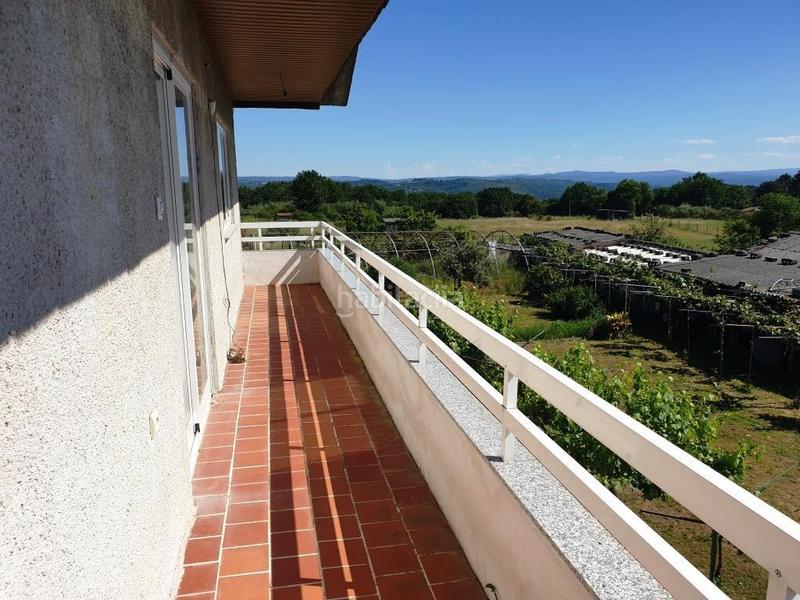 Foto a93c9f03-61e5-4e19-aadd-250f44ebf54e. Casa amb calefacció aparcament piscina a Coles